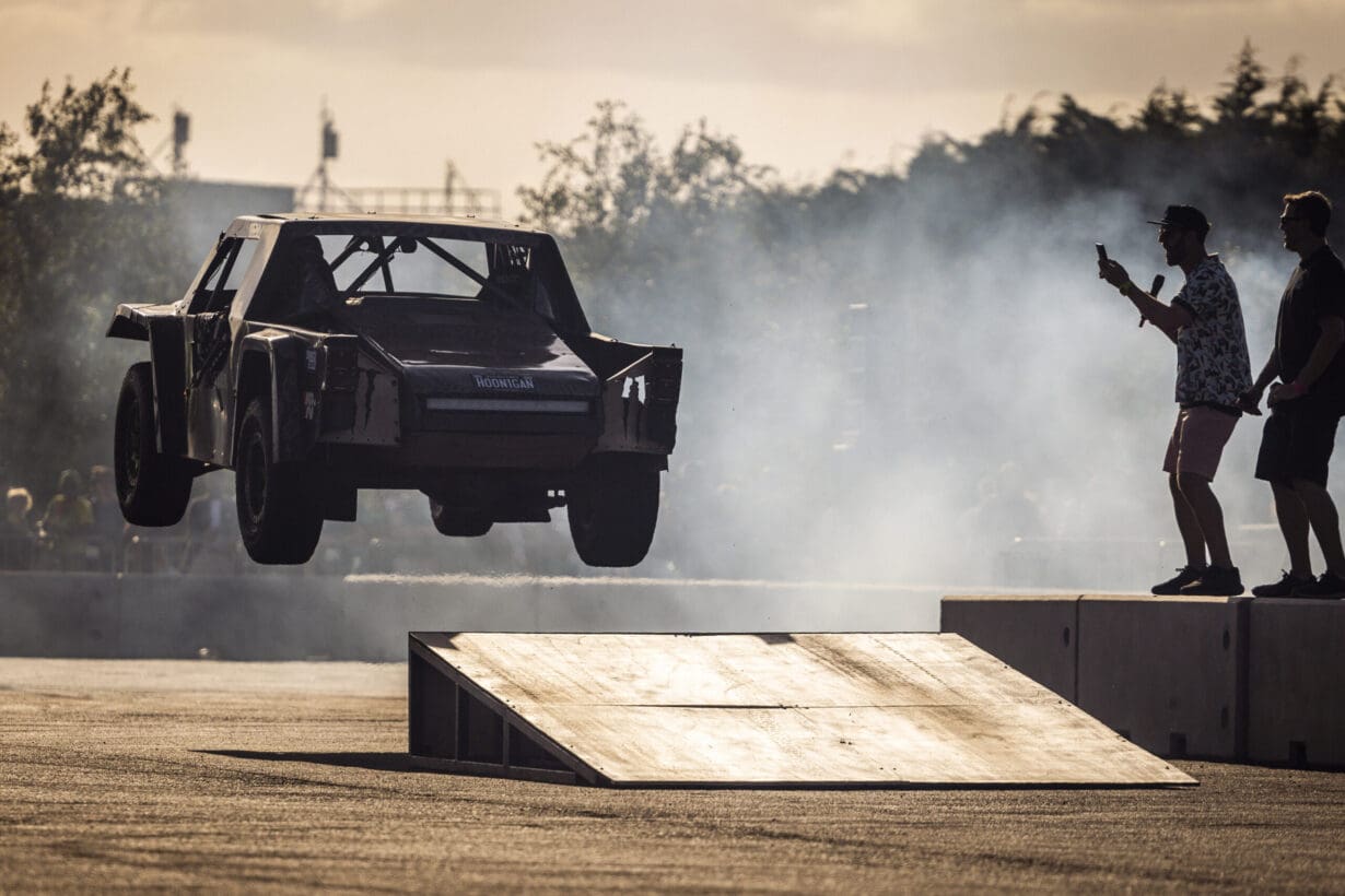 Monster Athlete Luke Woodham To Bring Smoke and Big Air to Japfest